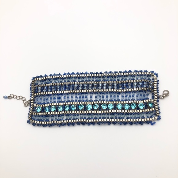 💧Cool Blue Bracelet💧 - Picture 4 of 4